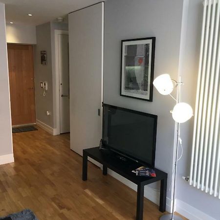 Highcross Deluxe Apartment Лестер Экстерьер фото