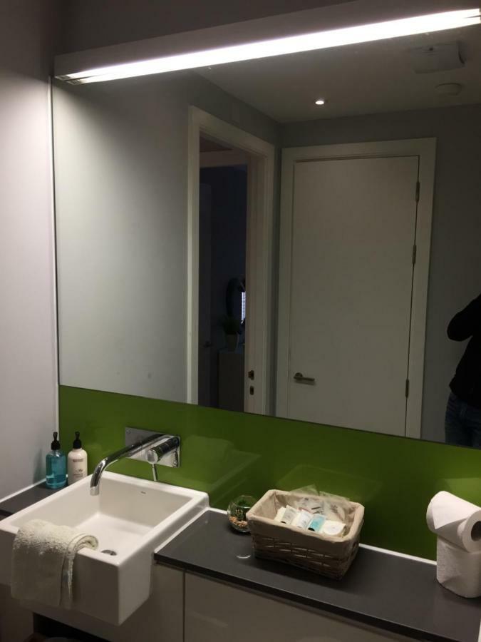 Highcross Deluxe Apartment Лестер Экстерьер фото