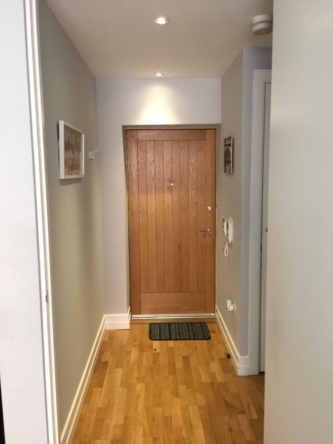 Highcross Deluxe Apartment Лестер Экстерьер фото